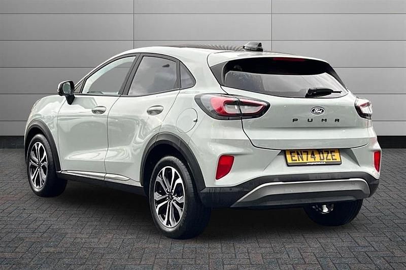 Used Ford Puma Titanium 125 HP (91 kW) 2025 Cactus gray Hatchback