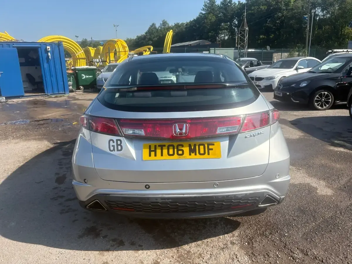 Used Honda Civic ES 138 HP (101 kW) 2006 Silver Hatchback