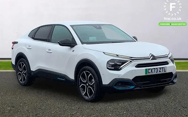 Used Citroën e-C4 Shine 100 kW (136 HP) 2023 Sedan