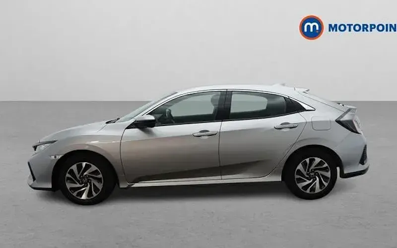 Gebraucht Honda Civic SE 129 PS (94 kW) 2018 Silber Kleinwagen