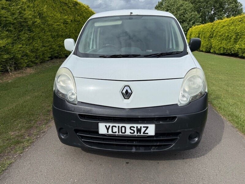 Used Renault Kangoo 2010 White MPV