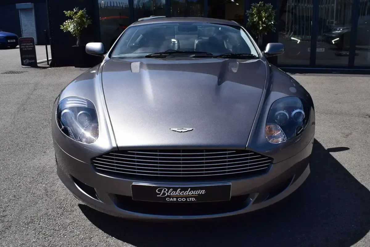 Used Aston Martin DB9 456 HP (335 kW) 2005 Silver Coupe