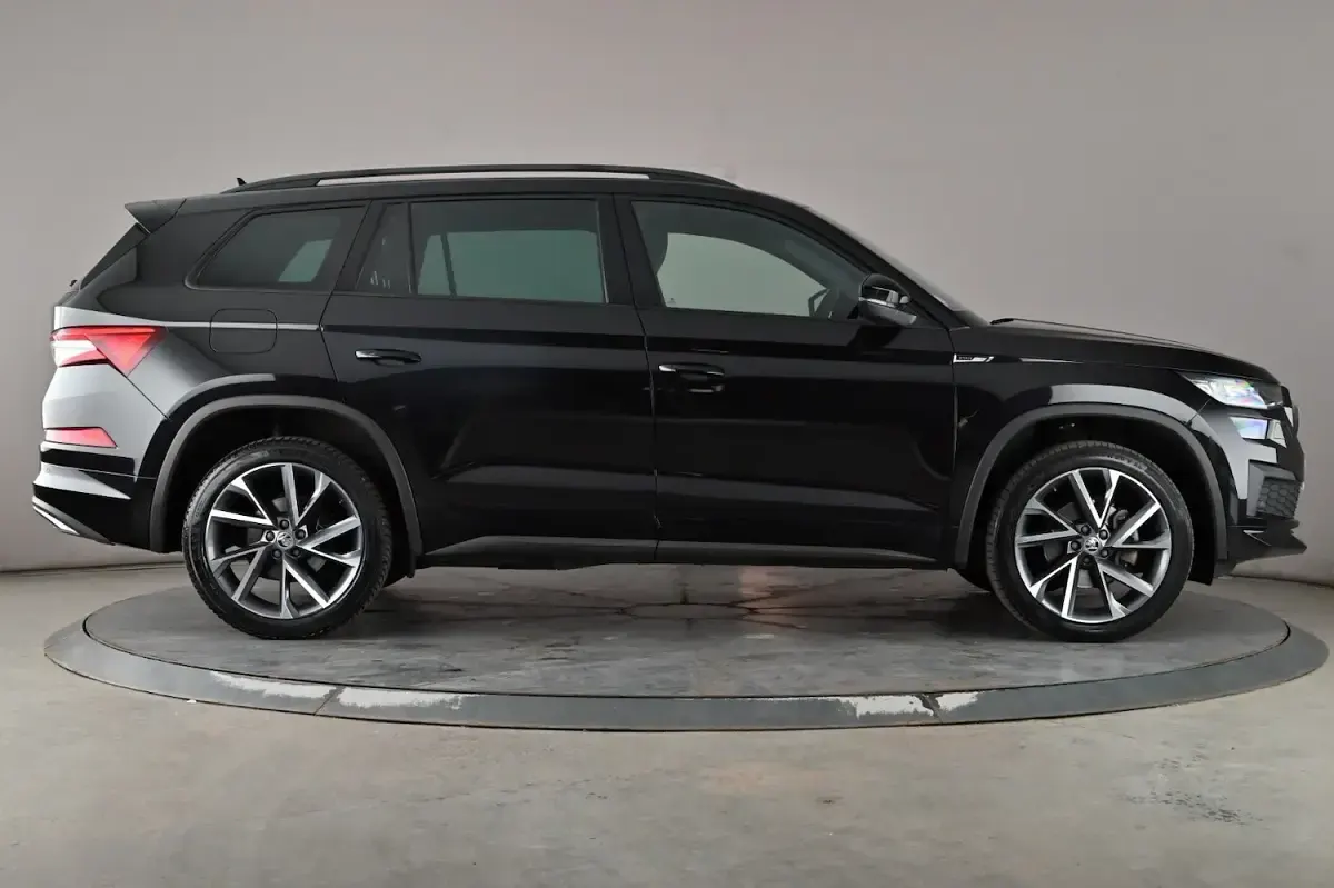 Used Skoda Kodiaq SportLine 150 HP (110 kW) 2022 Black SUV