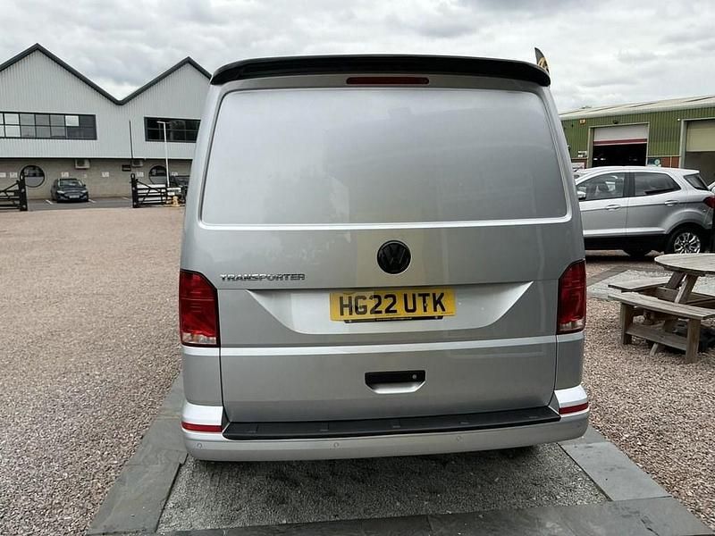 Used VW T6.1 Highline 150 HP (110 kW) 2022 Silver Van