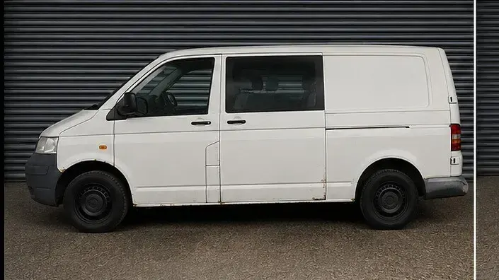 Used VW T5 130 HP (95 kW) 2007 White Van