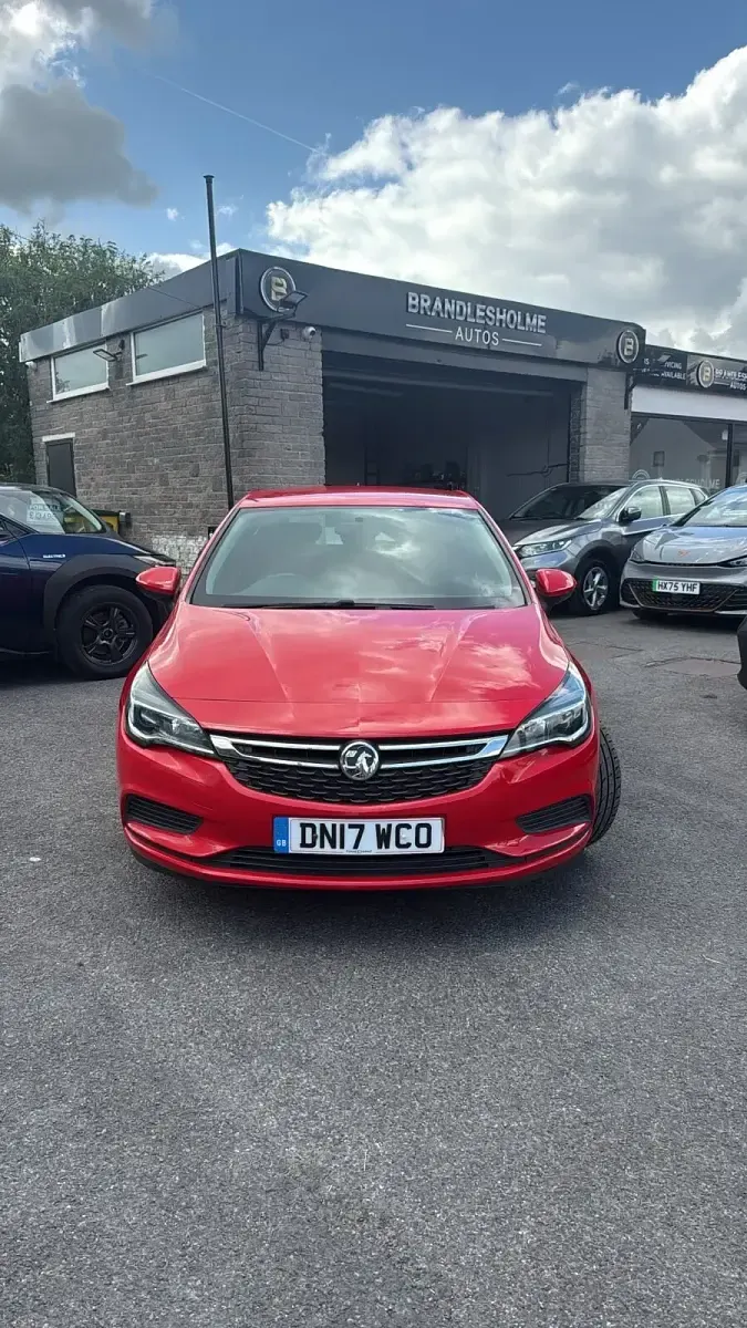 Used Vauxhall Astra 2017 Red Hatchback