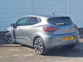 Used Renault Clio V Techno 90 HP (66 kW) 2022 Grey Hatchback
