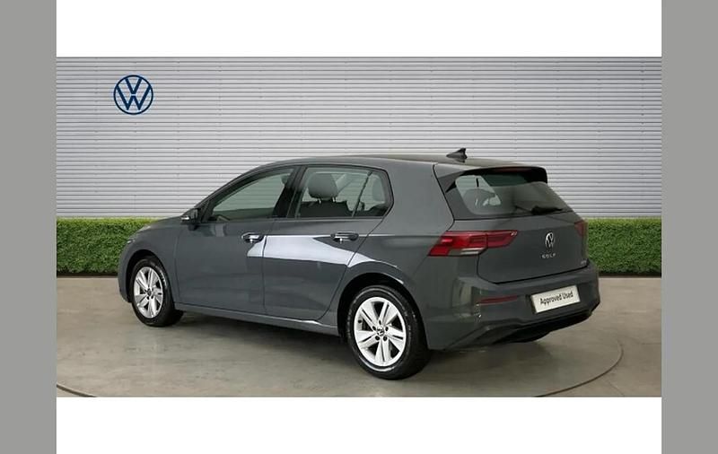 Used VW Golf VIII Life 150 HP (110 kW) 2023 Grey Hatchback