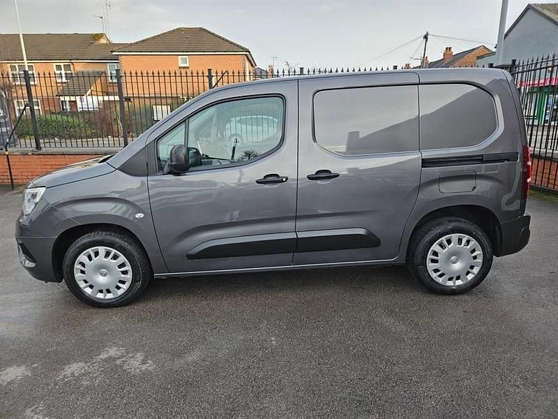 Used Vauxhall Combo Sportive 130 HP (95 kW) 2022 Grey Van