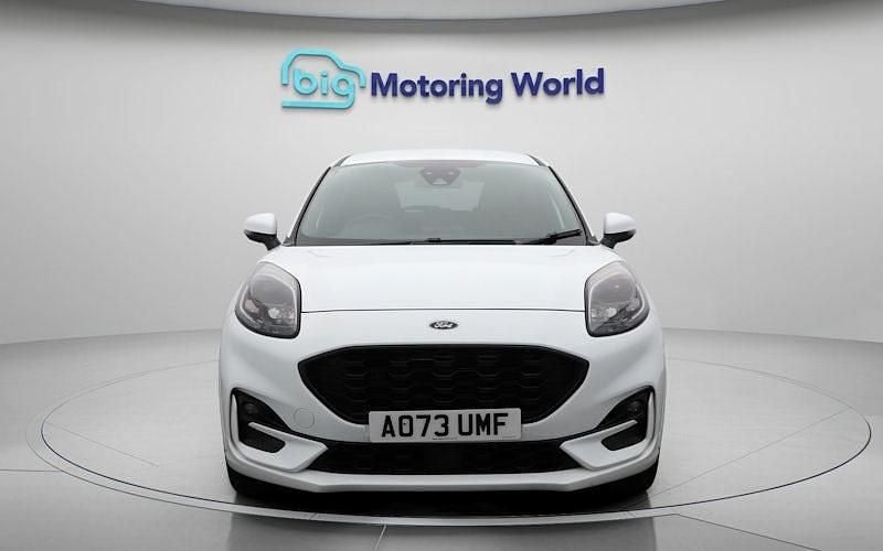 Used Ford Puma ST-Line X 125 HP (91 kW) 2023 White Hatchback