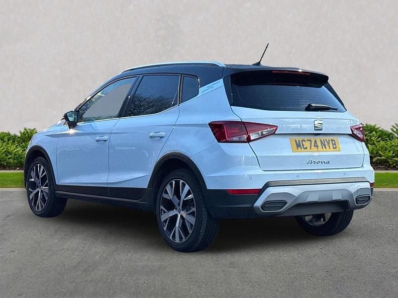 Used Seat Arona Xperience Lux 115 HP (84 kW) 2025 White SUV
