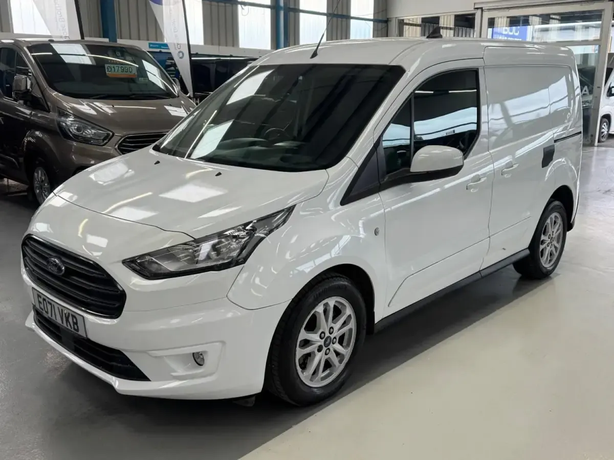 Używany Ford Transit Connect Limited 120 KM (88 kW) 2021 Biały Minivan