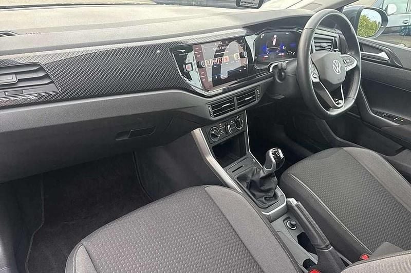 Used VW Taigo Life 110 HP (80 kW) 2024 Grey SUV