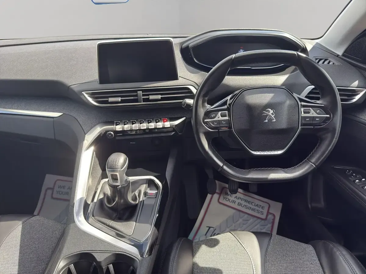 Used Peugeot 3008 Allure 2017 Red SUV