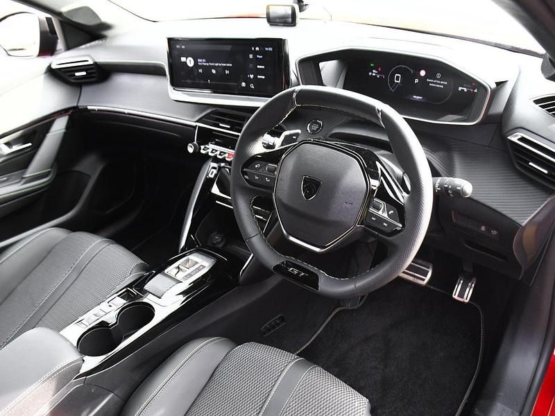 Used Peugeot 208 GT 99 HP (72 kW) 2025 Red Hatchback