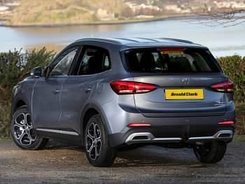 New MG ZS SE 115 HP (84 kW) 2025 Silver Hatchback
