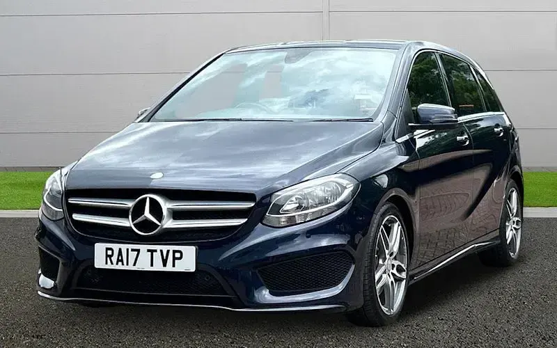 Used Mercedes B220 Executive 177 HP (130 kW) 2017 Blue MPV