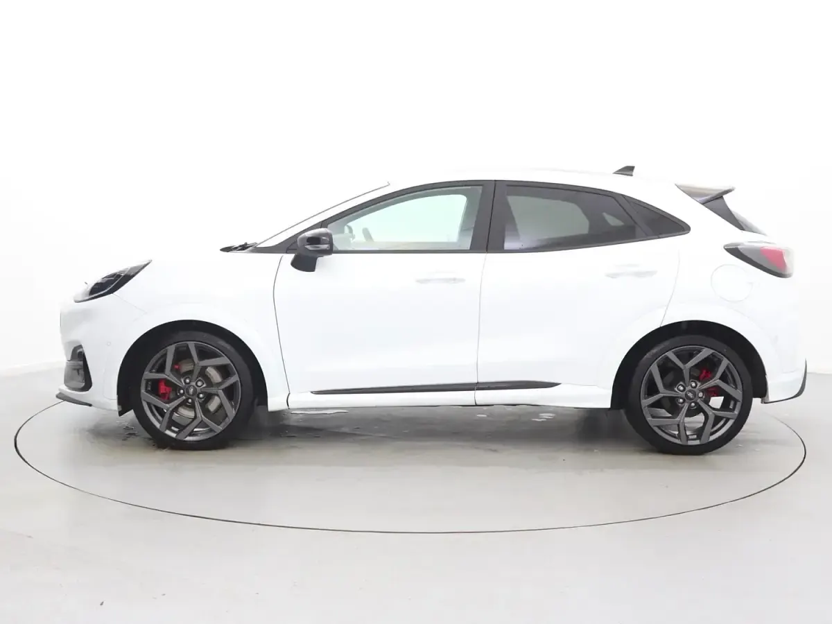 Second-hand Ford Puma ST 200 CP (147 kW) 2023 Alb SUV