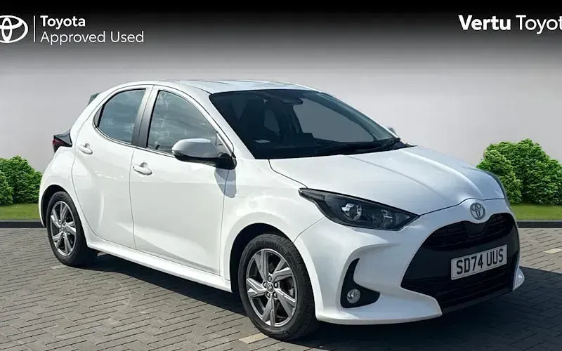 Used Toyota Yaris 101 HP (74 kW) 2020 Hatchback