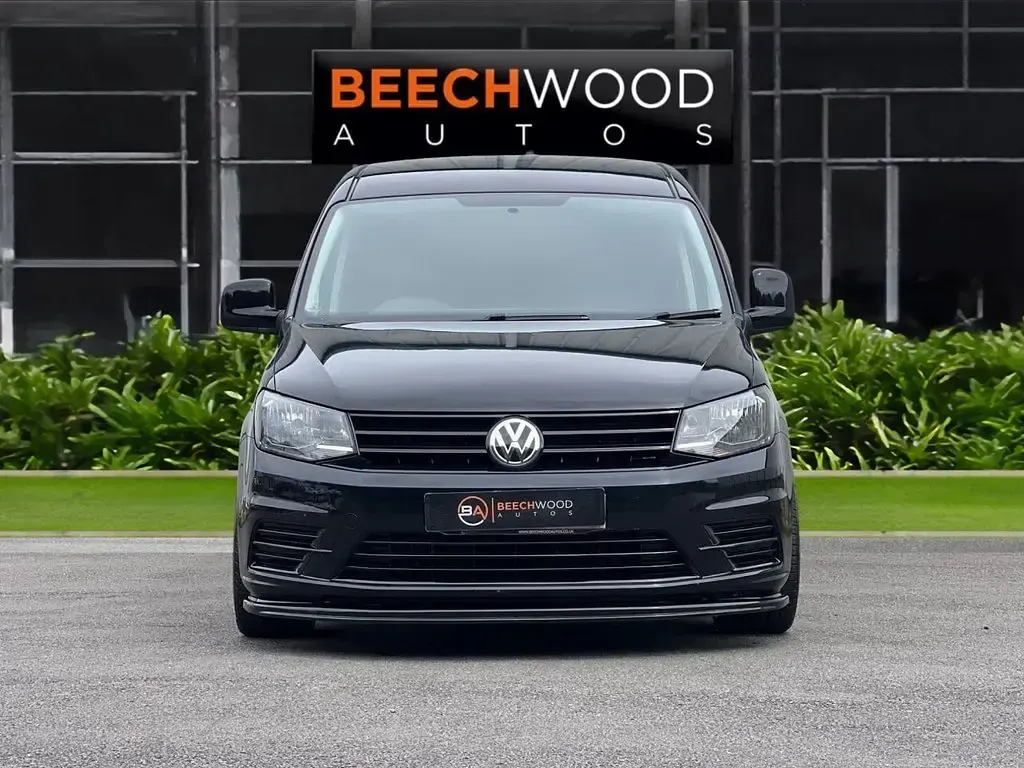 Used VW Caddy Trendline 102 HP (75 kW) 2019 Black MPV