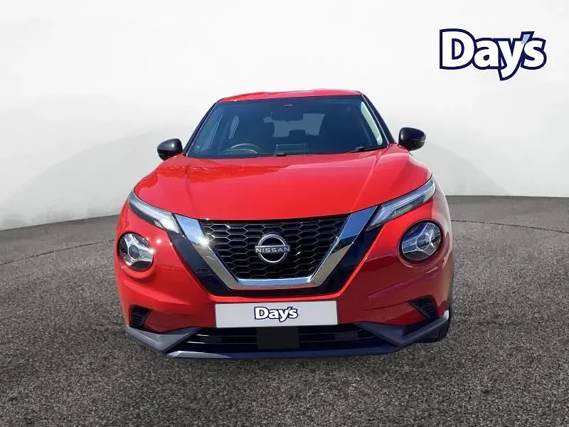 Used Nissan Juke Acenta 114 HP (83 kW) 2023 Red SUV