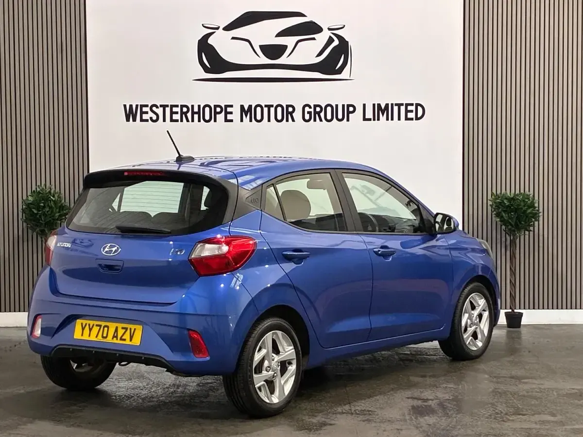 Used Hyundai i10 SE 67 HP (49 kW) 2020 Blue Hatchback