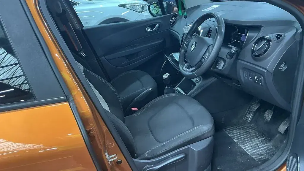 Gebraucht Renault Captur Iconic 90 PS (66 kW) 2019 Orange SUV