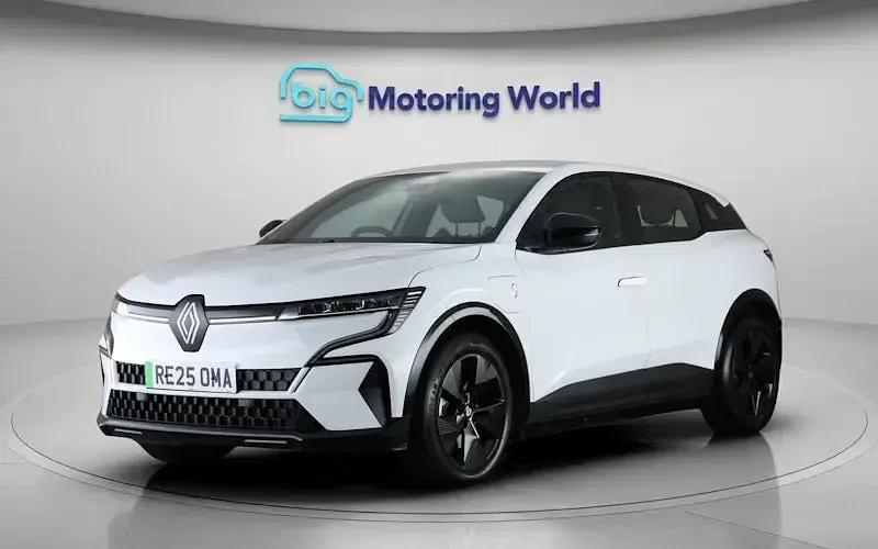 Used Renault Mégane Evolution 161 kW (220 HP) 2025 White Hatchback