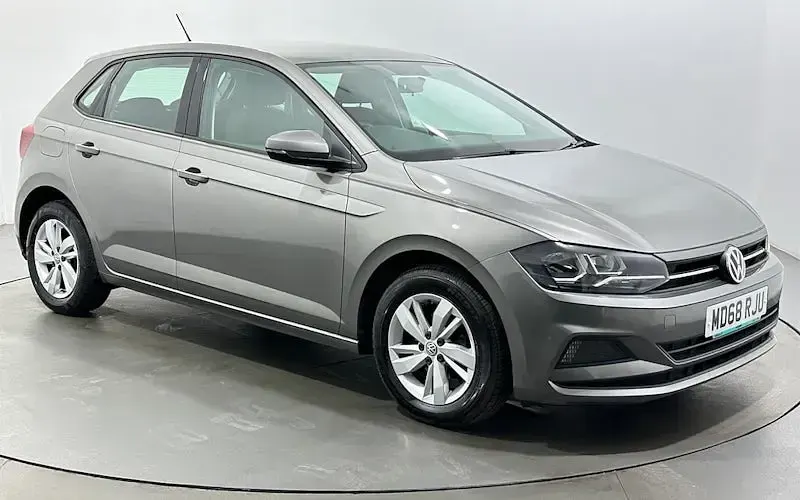 Used VW Polo SE 65 HP (47 kW) 2019 Hatchback