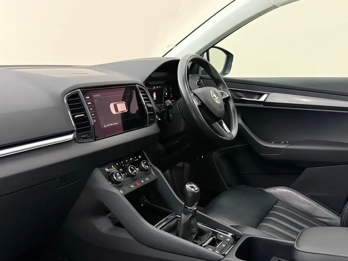 Used Skoda Karoq 150 HP (110 kW) 2019 White SUV