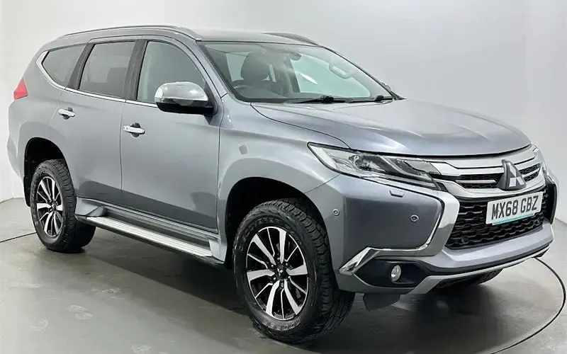 Used Mitsubishi Shogun 187 HP (137 kW) 2018 SUV