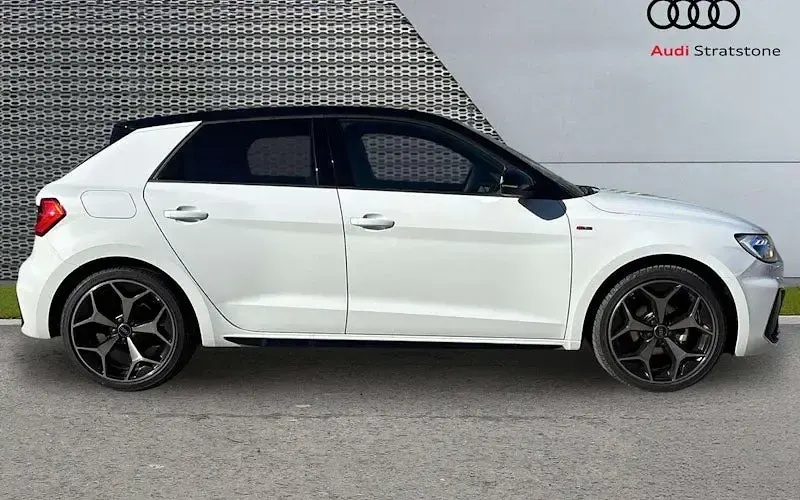Used Audi A1 Sportback Black Edition 95 HP (69 kW) 2026 White Hatchback