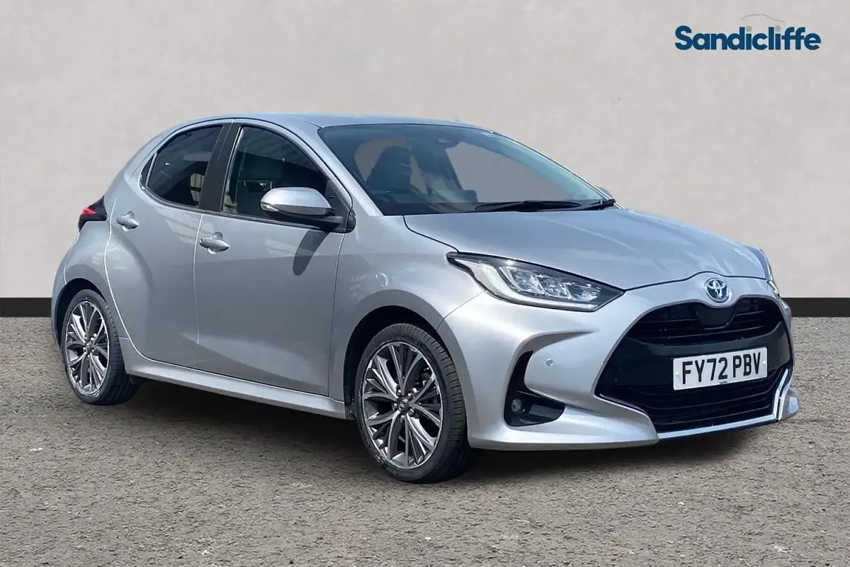 Second-hand Toyota Yaris Hybrid 116 CP (85 kW) 2024 Hatchback
