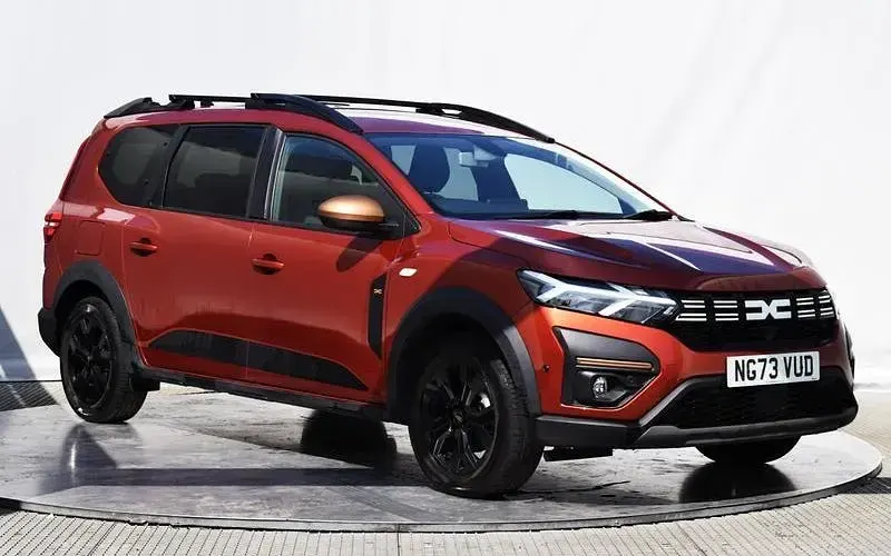 Used Dacia Jogger Extreme 141 HP (103 kW) 2024 MPV
