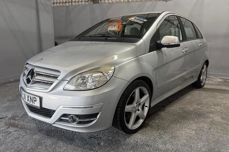 Silver Used 2011 Mercedes B180 MPV | £3,995 (Fair price) - Image 1/1