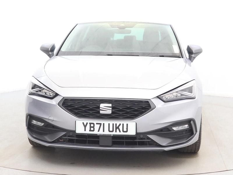Used Seat Leon FR 130 HP (95 kW) 2022 Silver Hatchback