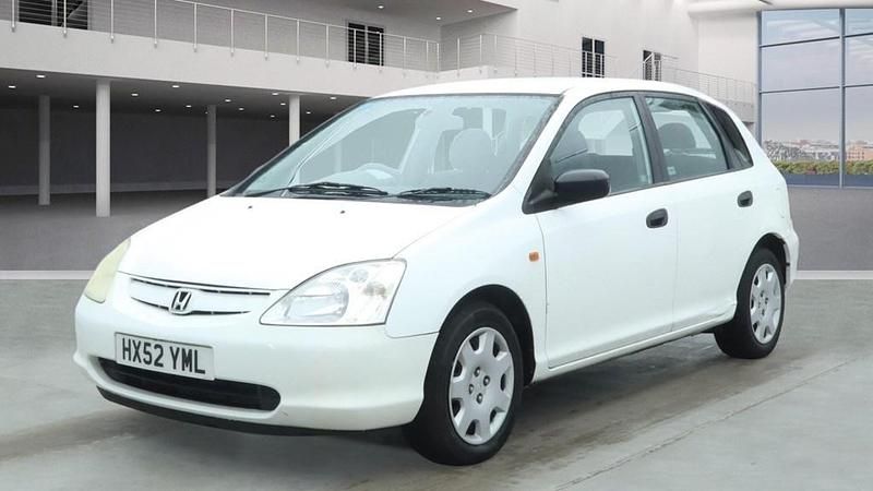 Used Honda Civic S 2002 White Hatchback