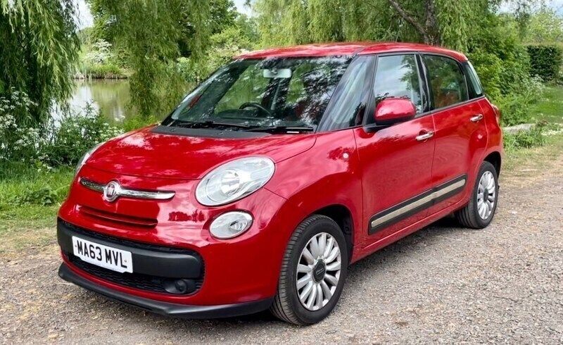 Red Used 2013 Fiat 500L Pop Star MPV | £3,428 (Fair price) - Image 1/4