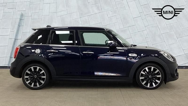 Used Mini Cooper S Exclusive 189 HP (139 kW) 2021 Black Hatchback