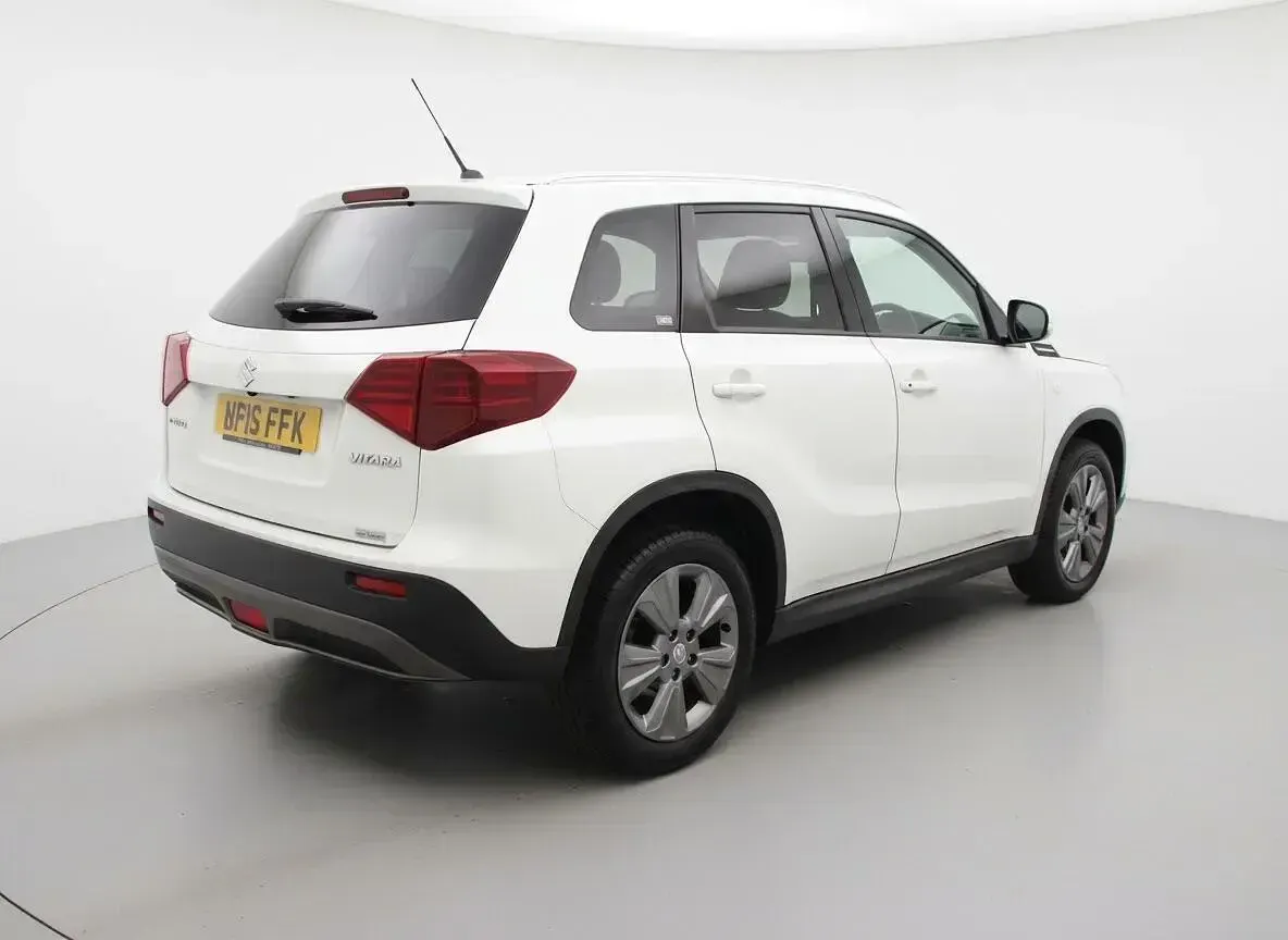Used Suzuki Vitara SZ-T 2019 White SUV