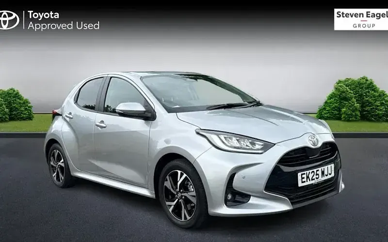 Used Toyota Yaris Design 116 HP (85 kW) 2025 Hatchback