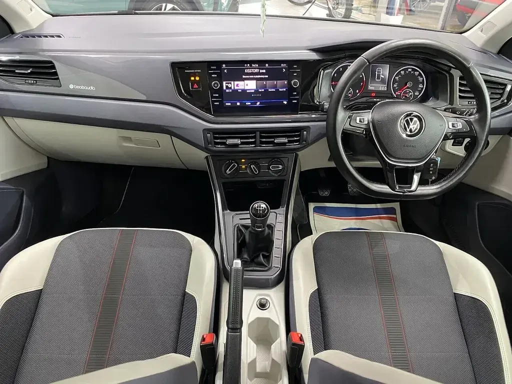 Used VW Polo Beats 80 HP (58 kW) 2021 White Hatchback