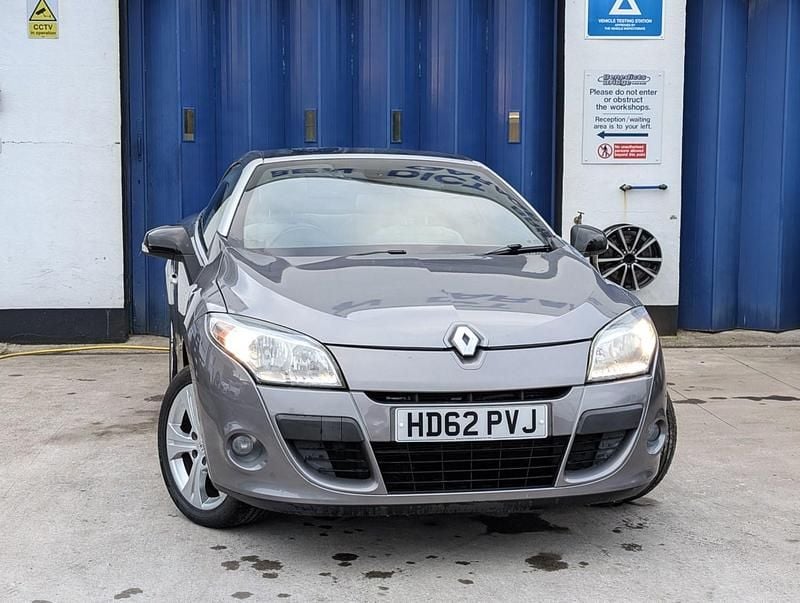 Used Renault Mégane Cabriolet Dynamique 2019 Grey Cabriolet