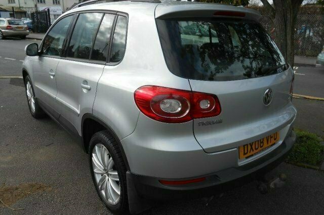 Begagnad VW Tiguan S 2008 SUV