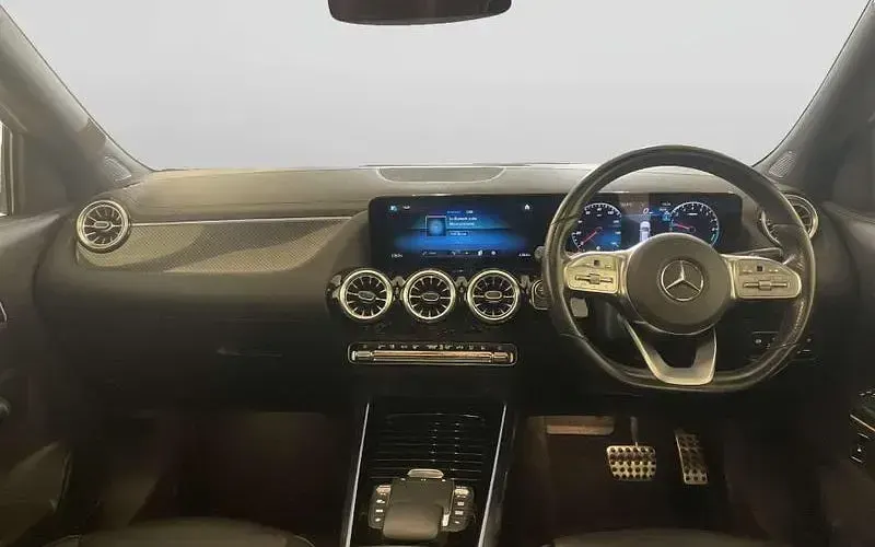 Used Mercedes GLA250 Premium Plus 218 HP (160 kW) 2022 White SUV