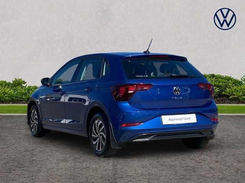 Used VW Polo Life 95 HP (69 kW) 2022 Blue Hatchback