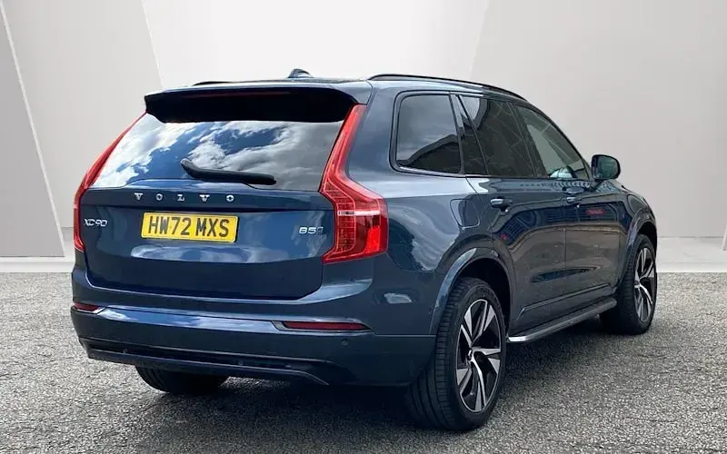 Used Volvo XC90 Plus 250 HP (183 kW) 2025 SUV