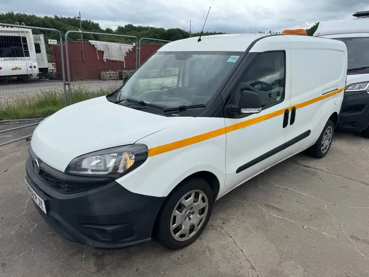 Used Fiat Doblò 2019 White MPV