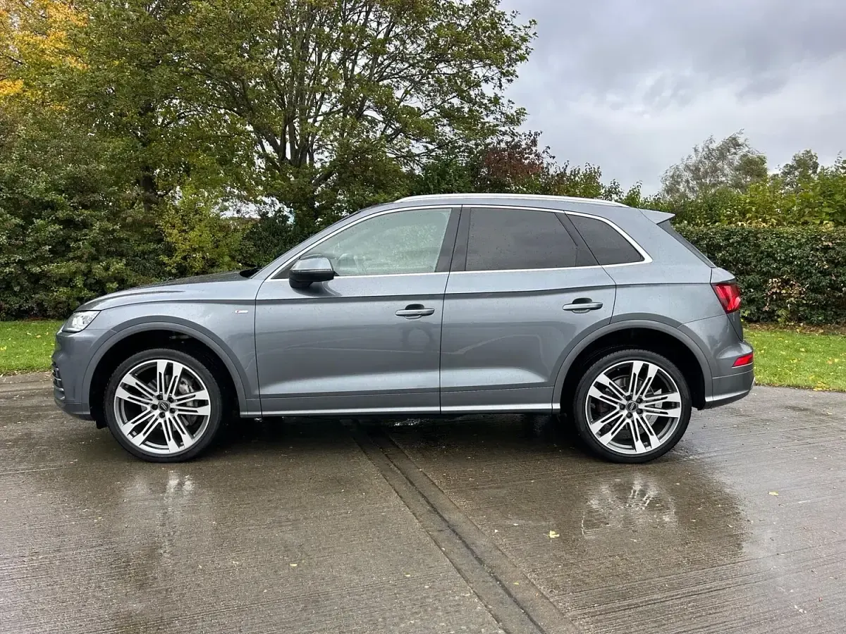 Used Audi Q5 S-Line 286 HP (210 kW) 2018 Grey SUV