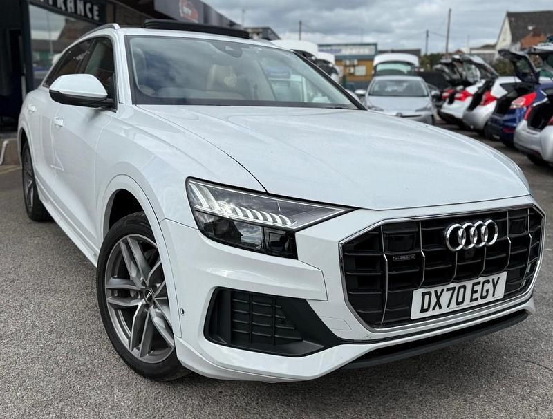 White Used 2025 Audi Q8 S-Line SUV | £49,995 (Fair price) - Image 1/4